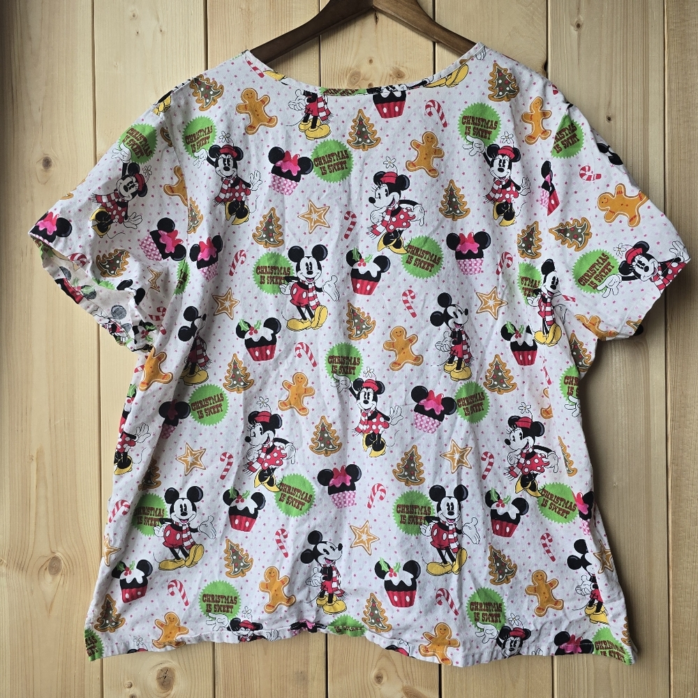 Disney Mickey Mouse Christmas Nurse Scrub Top Womens 3XL - Picture 8 of 9
